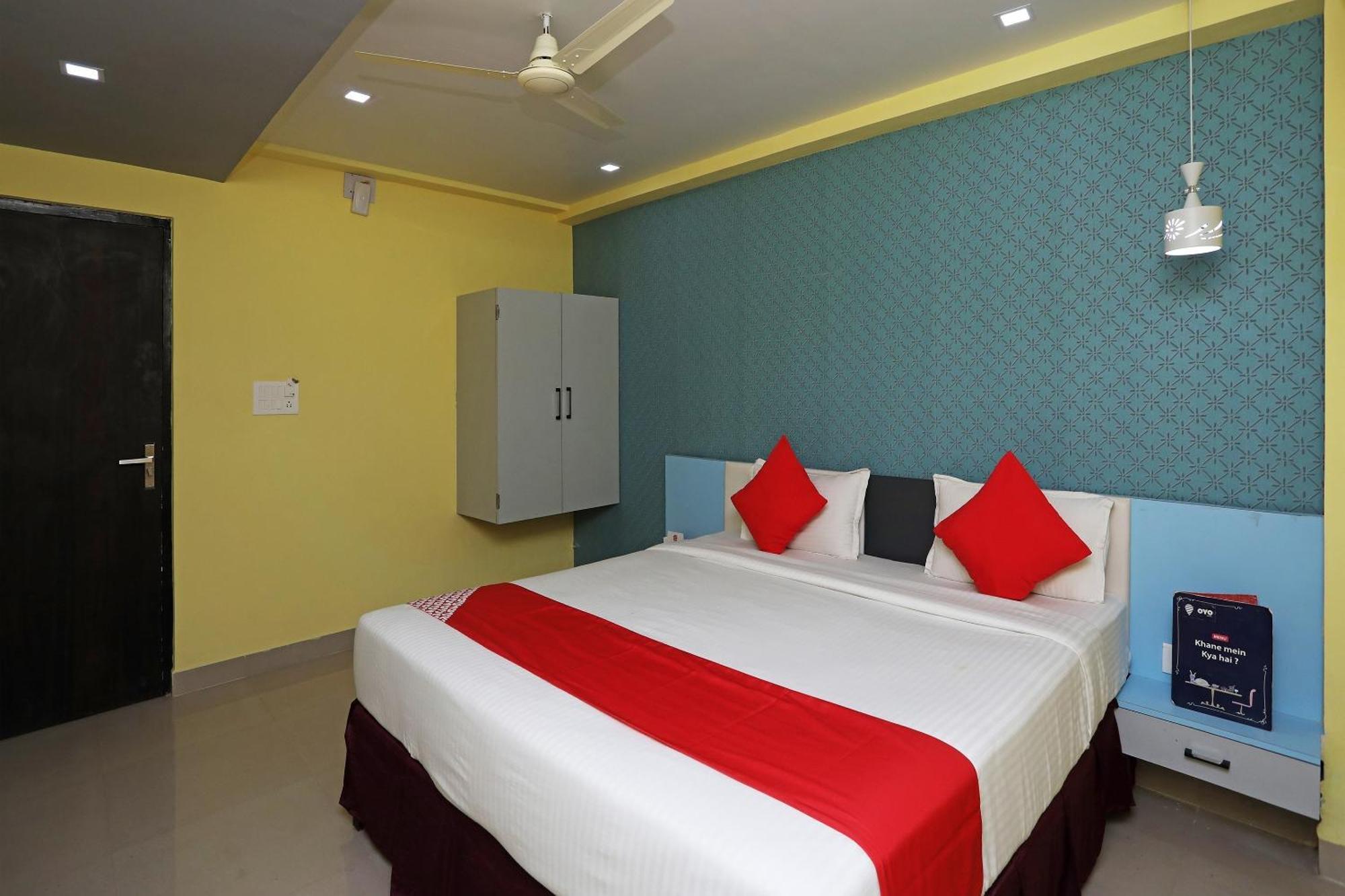 Hotel Super Capital O Sai Jagannath Khandagiri Exterior foto