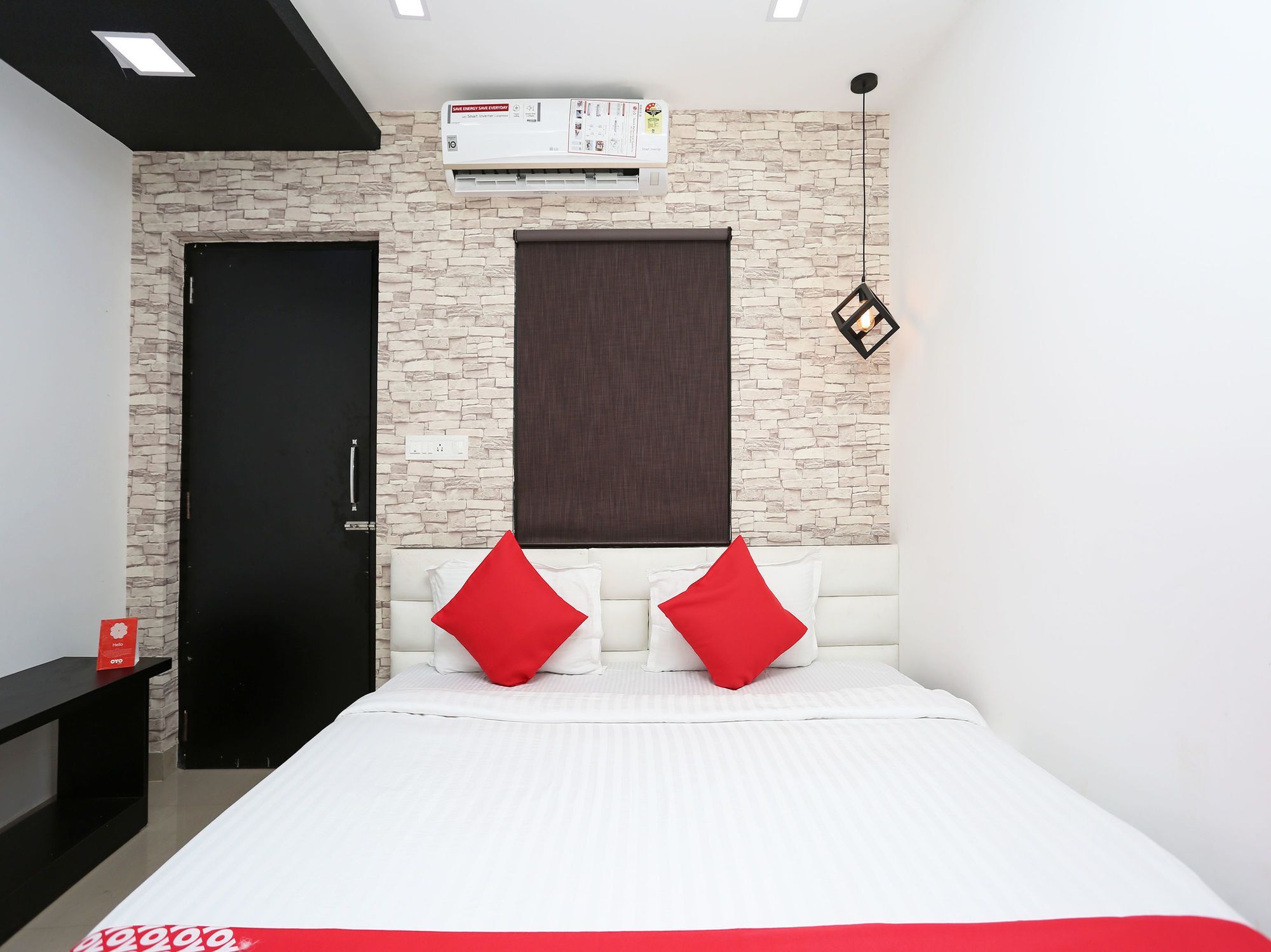 Hotel Super Capital O Sai Jagannath Khandagiri Exterior foto